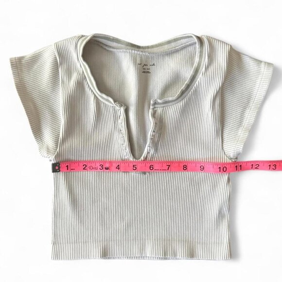 Urban Outfitters Out From Under Go For Gold Seamless Top Ivory Grey Crop Top - Picture 5 of 6